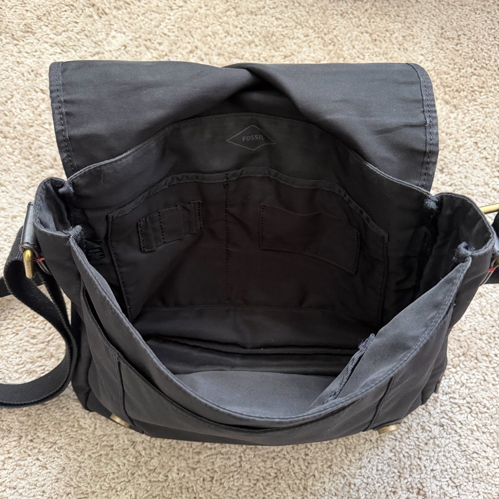 Fossil Black Canvas Messenger Bag Leather Trim Laptop Crossbody Shoulder Bag - Picture 4 of 12